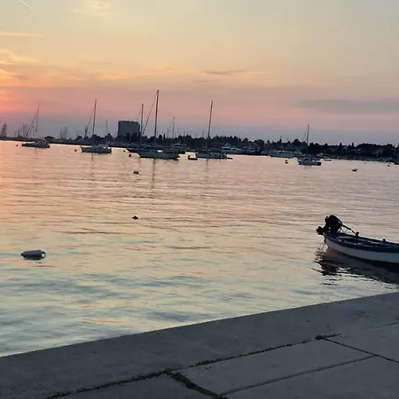 Apartman Dunja شقة *